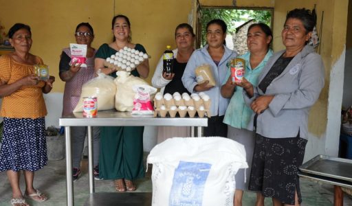 «Crecer Juntos» del DIF de Emiliano Zapata beneficia a familias con insumos de panadería