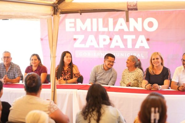 Entrega DIF Emiliano Zapata apoyos a la vivienda 01